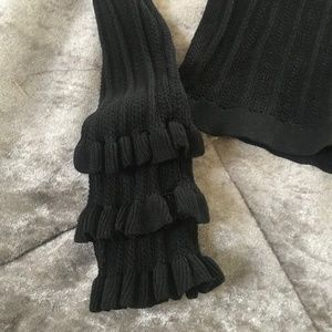 Zara ribbed flock neck top ribbed and full ruffled cuffs . Super cute .